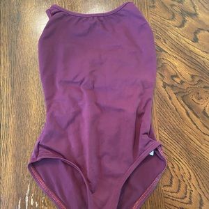 SUPER CLASSY BURGUNDY DANCE LEOTARD FOR SALE!!❤️🩰